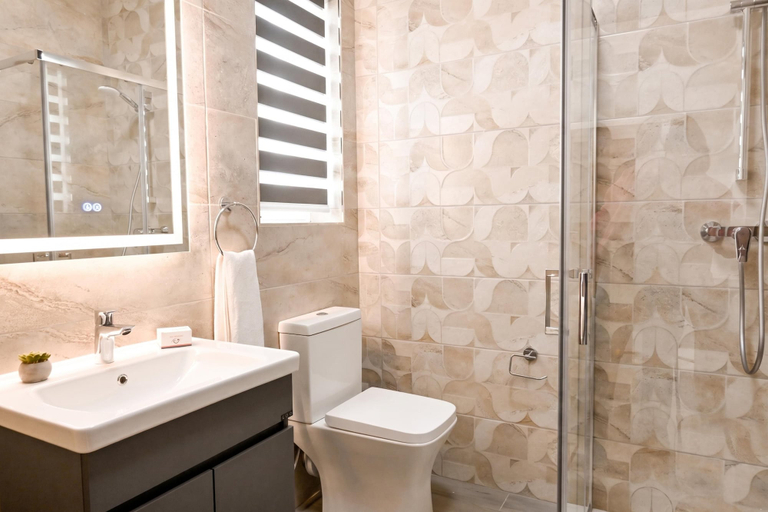 Bathroom 5, Viviani Court 2bd Modern Apt Xewkija Gozo