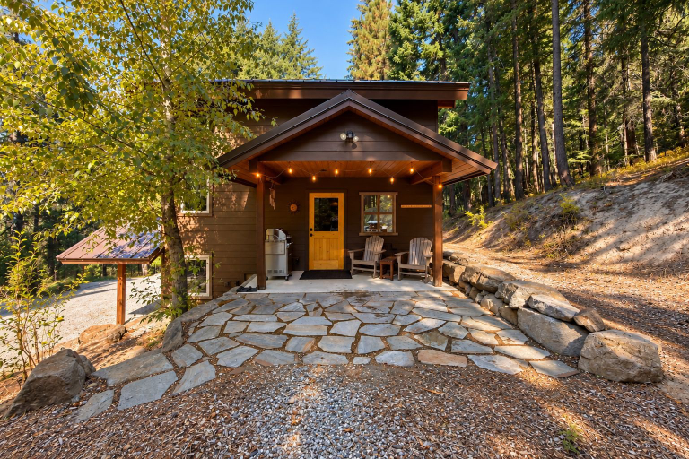 Exterior 4, Montaska Cabin 2 Bedroom Cabin, Chelan