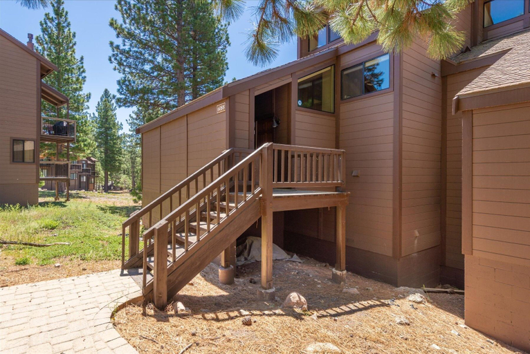 Exterior 5, Rocky Point 3 Bedroom Townhouse, Placer