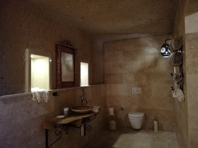 Bathroom 3, Pigeon Hotel, Nevşehir