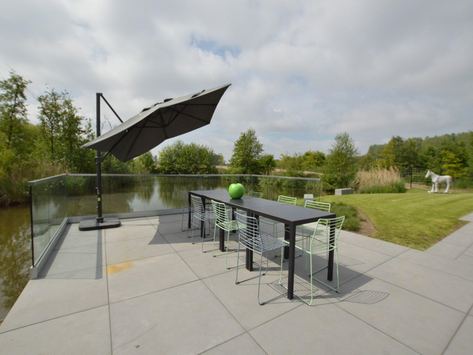Sport & Beauty, Lovely holiday home Walleken with a pond, Oost-Vlaanderen