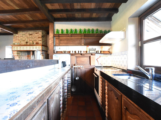 Others 5, Appealing Chalet in Westouter with Garden, West-Vlaanderen