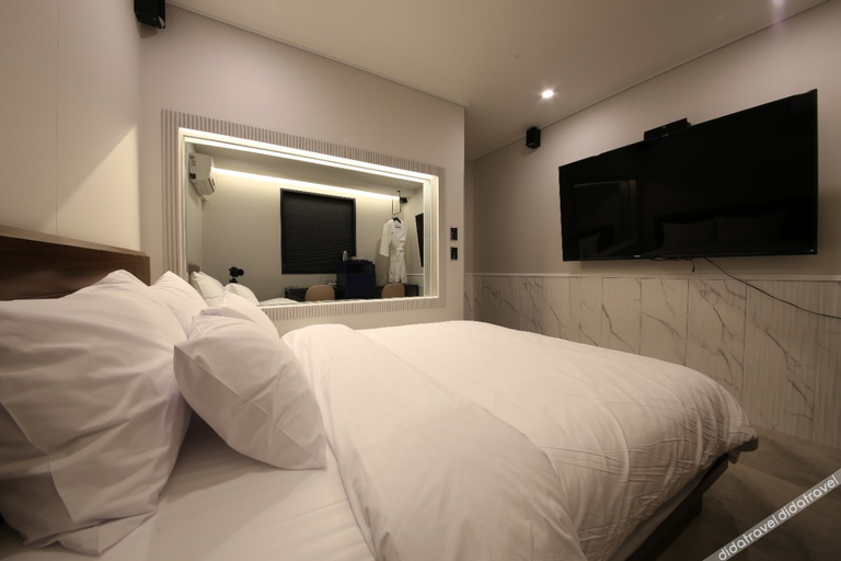 Bedroom 2, Gwangju Chungjangro Ekklim Business Hotel, Buk
