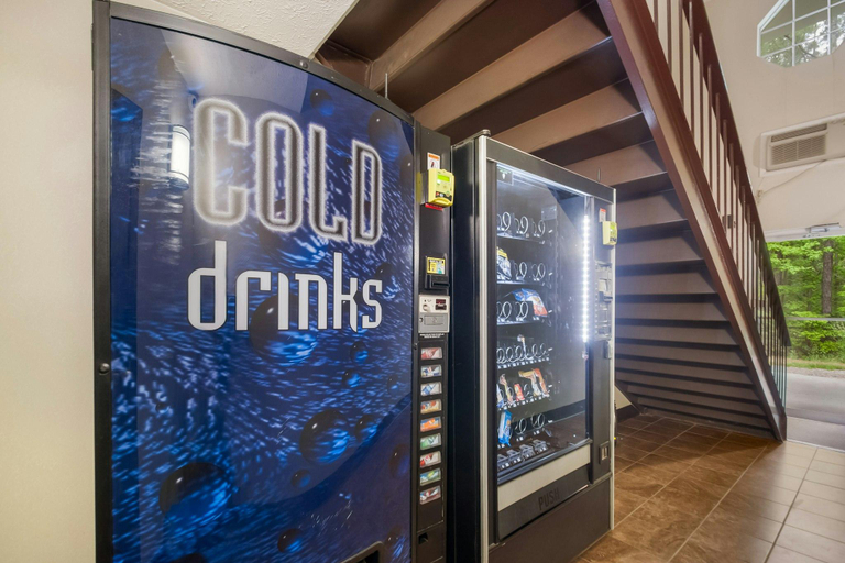 Food & Drinks 5, Red Roof Inn Dahlgren - Naval Base, King George