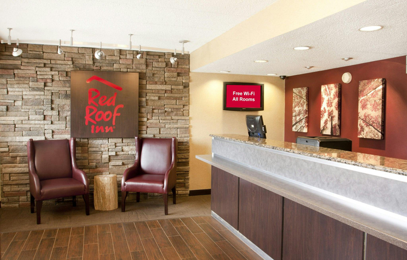 Public Area, Red Roof Inn Chesapeake Conference Center, Chesapeake