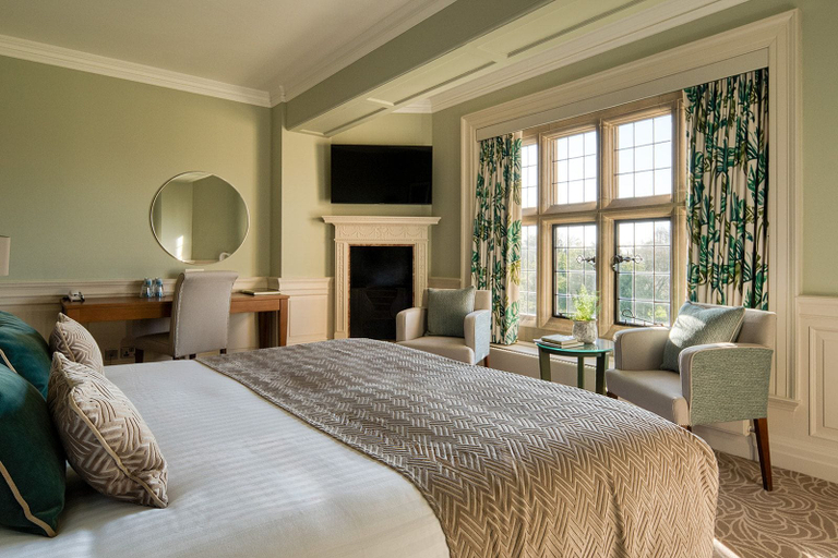 Bedroom 2, Fanhams Hall Hotel, Hertfordshire