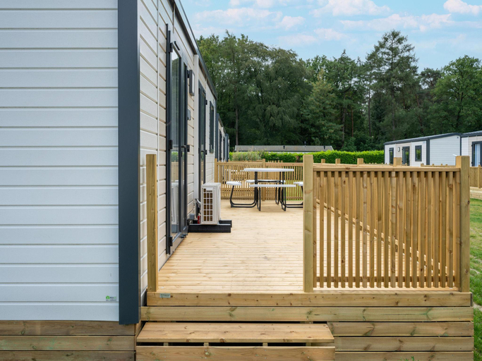 Balcony/terrace, Nature-rich Caravan Retreat for 6, Oost-Vlaanderen
