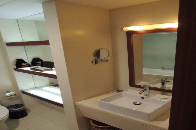 Bathroom 4, Xiangxuehai Hotel, Suzhou