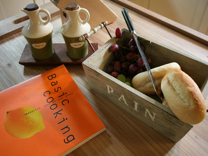 Food & Drinks 5, Countryside Chalet in Bomal sur Ourthe with Sauna, Balcony, Luxembourg