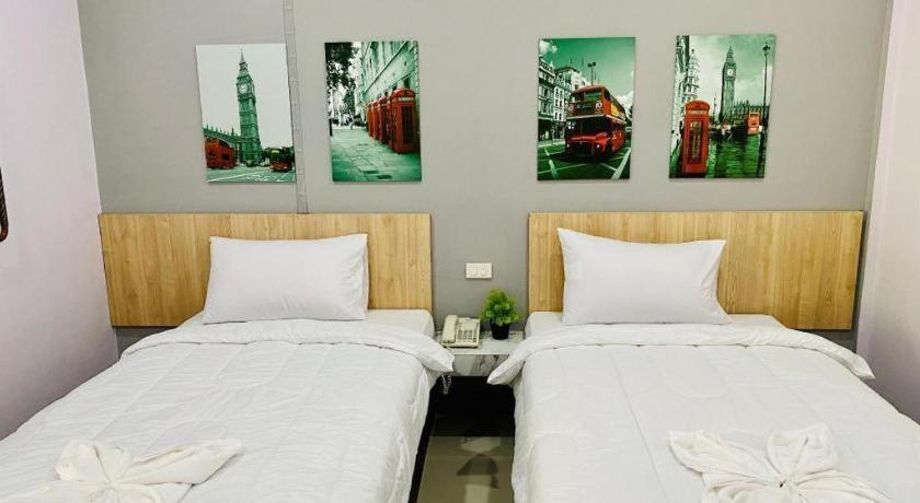 Bedroom 2, Sweet Hug Hotel, Muang Suphanburi