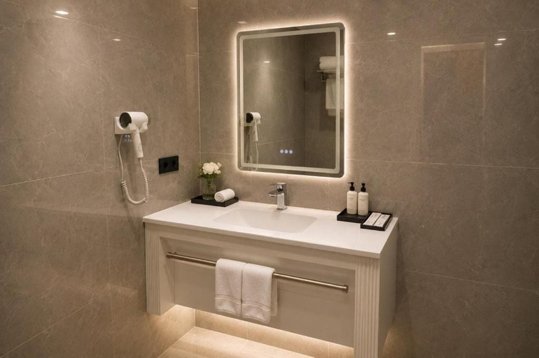 Bathroom 2, Amanat Prestige Hotel, Samarkand
