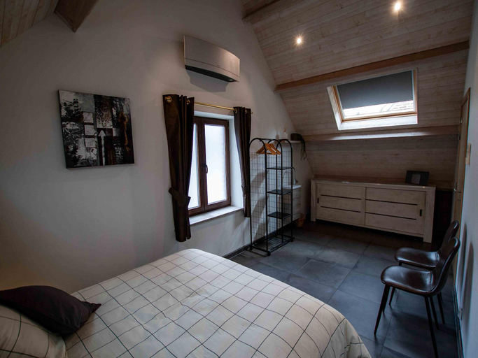 Bedroom 3, Villa With Swimming Pool in Erembodegem, Oost-Vlaanderen