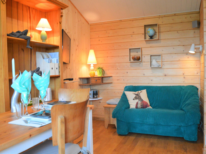 Others 5, Pleasant chalet in Anhée in a charming area, Namur