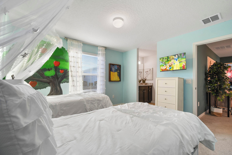 Interior 5, 8BR @ Windsor Island/star Wars Gameroom/themed BR, Polk