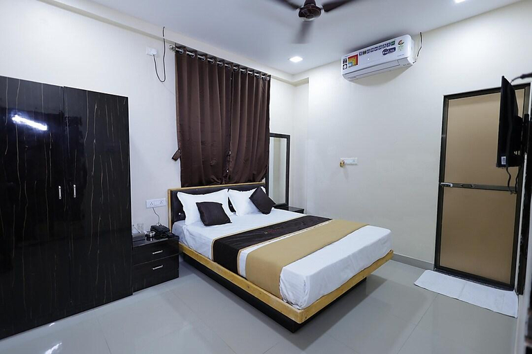 Bedroom 5, Hotel Aravi Inn, Raigarh