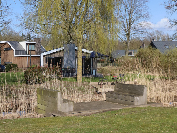 Garden, Chalet in Biddinghuizen, pool facilities, Dronten