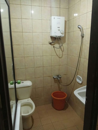 Bathroom 3, Lembah Biru Lagoon, Gowa