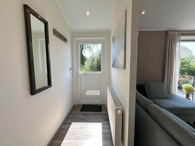 Reception 3, Chalet in Biddinghuizen, pool facilities, Dronten