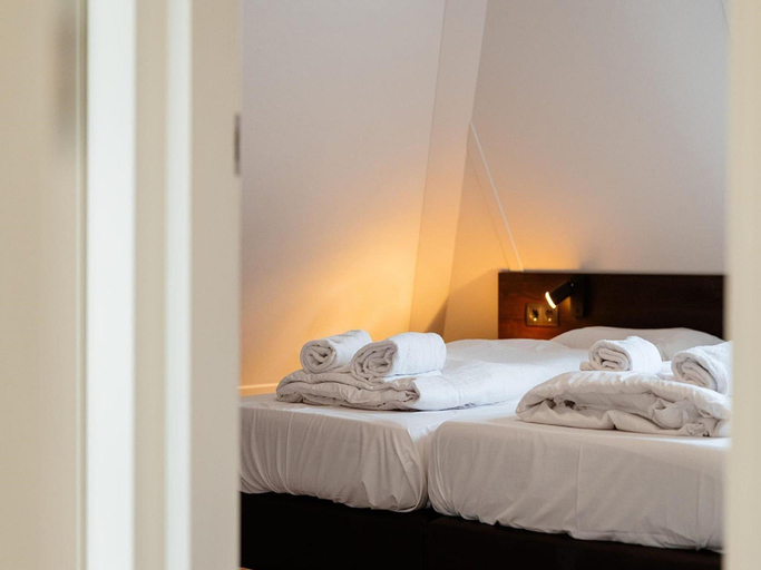 Bedroom 2, Villa in Netherlands with Spacious Garden, Barneveld
