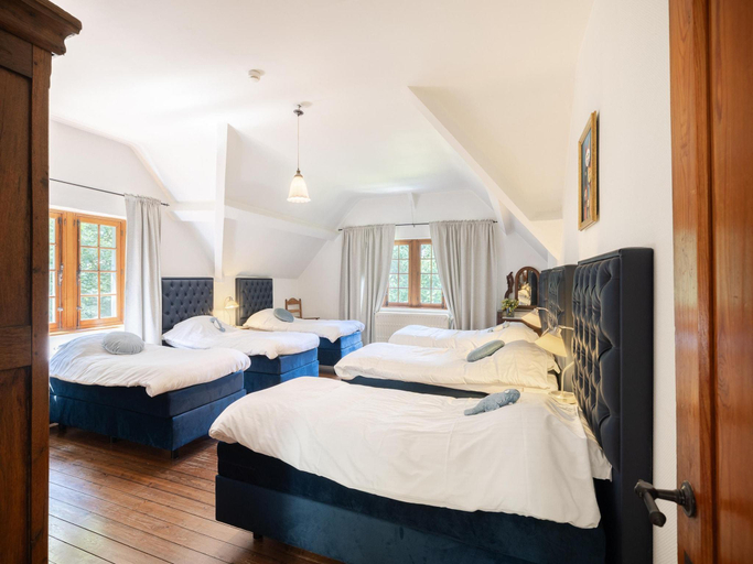 Bedroom 2, Beautiful castle in Spa wit garden, Liège