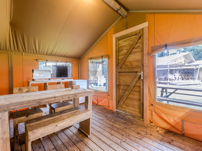 Interior view 4, Safari Tent Near Biesbosch & Breda, Oosterhout