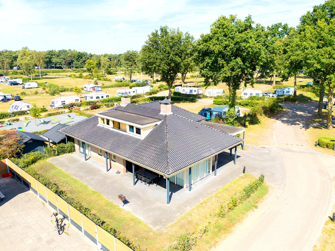 Exterior view 5, Camping De Molenhof - Familiehuis 10 personen, Tubbergen