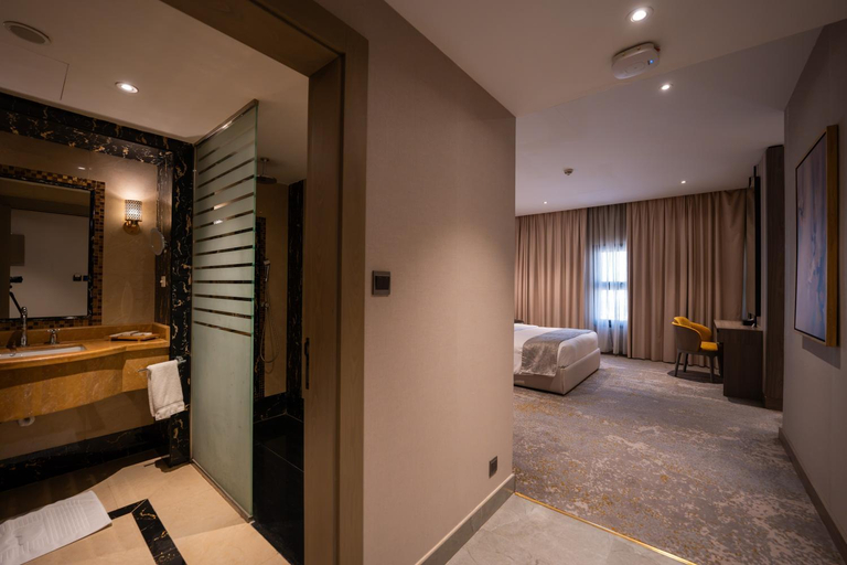 Bedroom 3, Vittori Palace Hotel and Residences, Riyadh