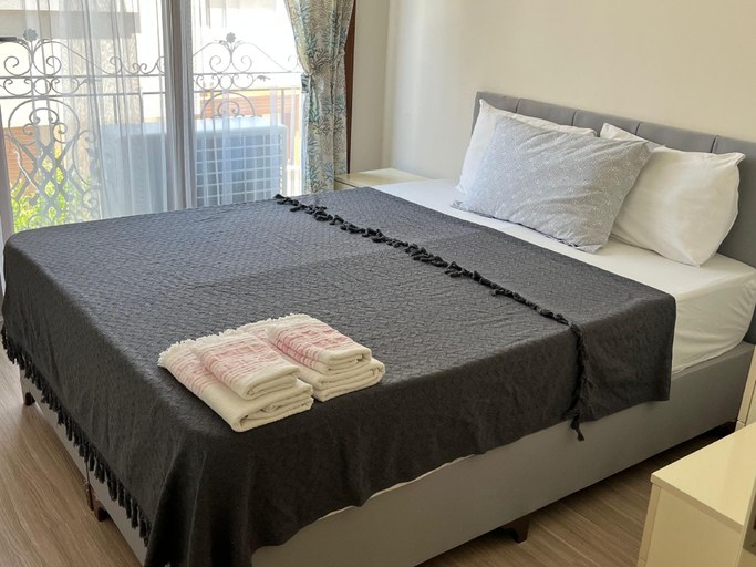 Bedroom 3, Teos Inn Holiday Apartments, Seferihisar
