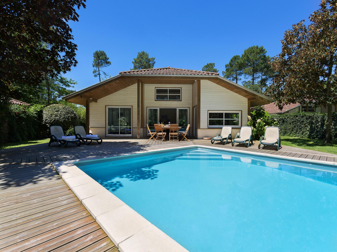 Others 4, Spacious Moliets Villa, Landes