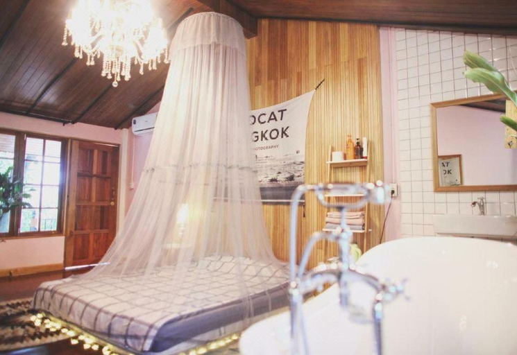 Bathroom 3, T-House BKK 2floors near BTS with Swimming pool and Free Wifi, Wattana