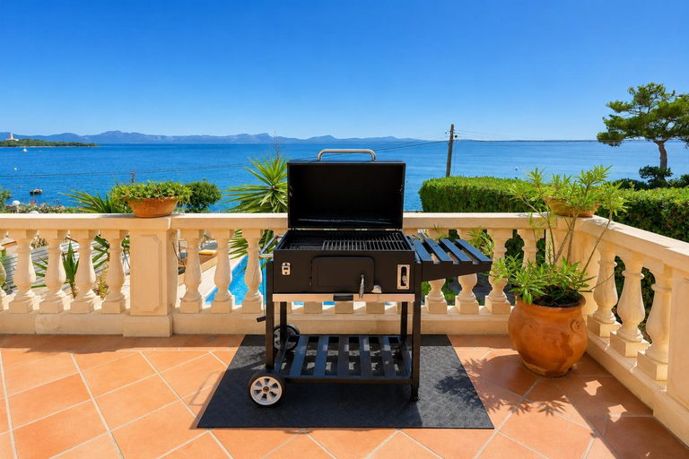 Others 5, Villa Casa Faro, Baleares