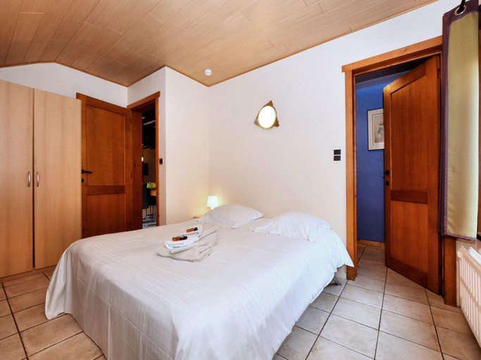 Bedroom 3, Durbuy Forest Villa with Pool, Luxembourg