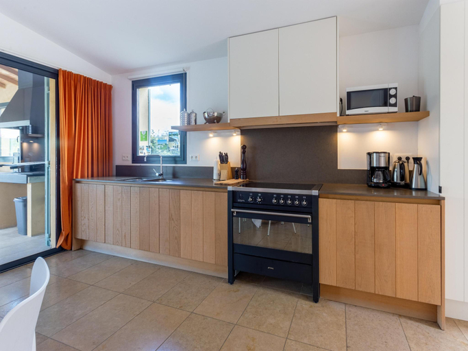 Kitchen 5, Villa in Malaucène with Mont Ventoux Views, Vaucluse