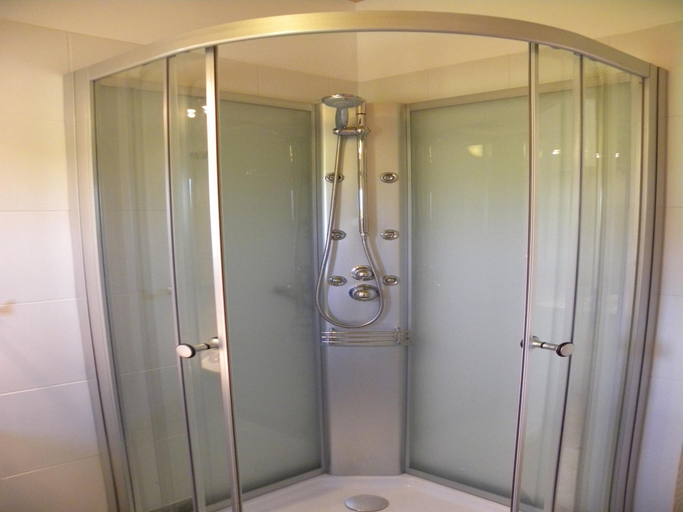Bathroom 4, Chalet in Dabo near Castle Ruins, Moselle