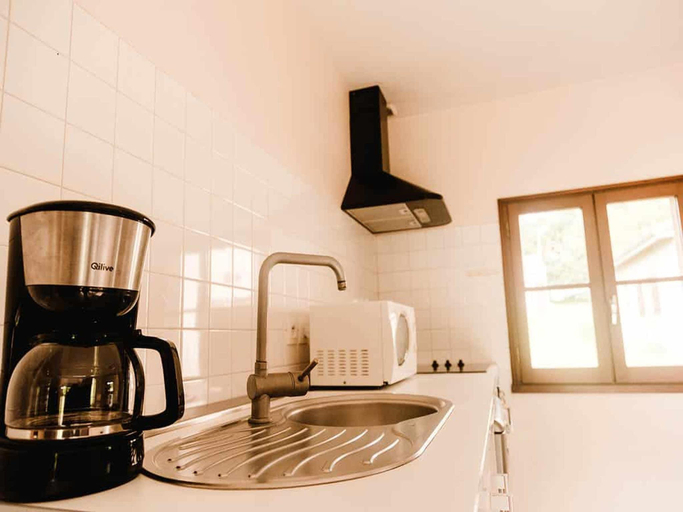 Kitchen 3, Family Chalet by Moncontour Lake, Vienne