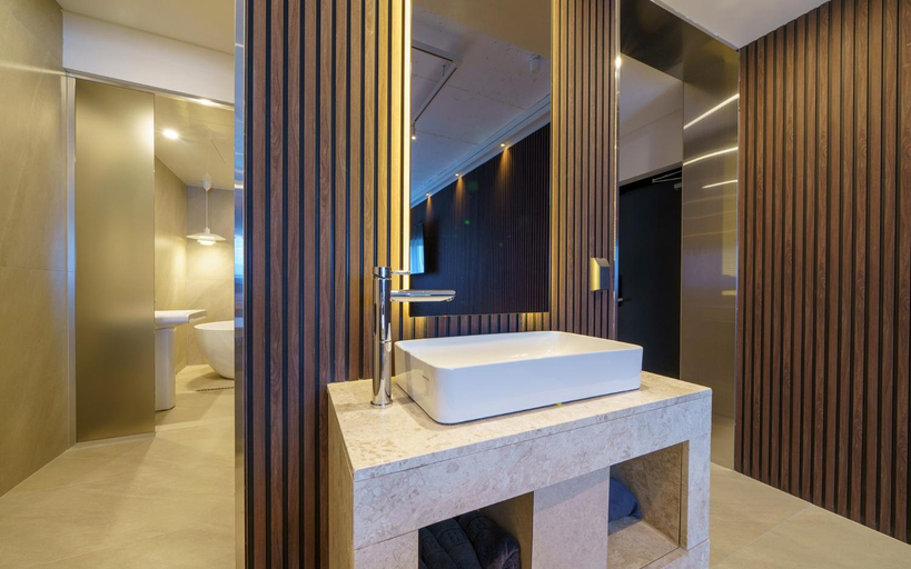 Bathroom 5, Busan Sasang Mr. Brick Hotel, Gangseo