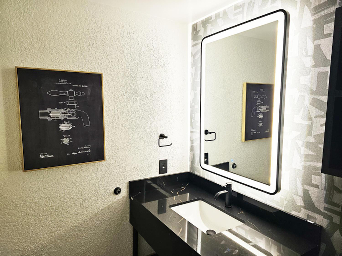 Bathroom 4, Sonesta Simply Suites Nanuet, Rockland