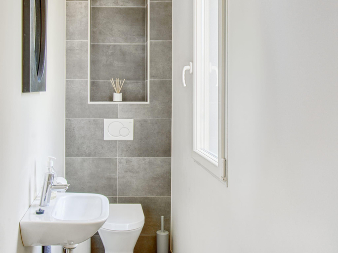 Bathroom 2, Villa in Le Plan-de-la-Tour with Pool, Var