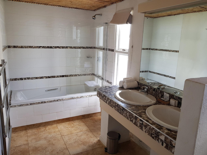 Bathroom 3, Karoo1 Hotel Village, Cape Winelands