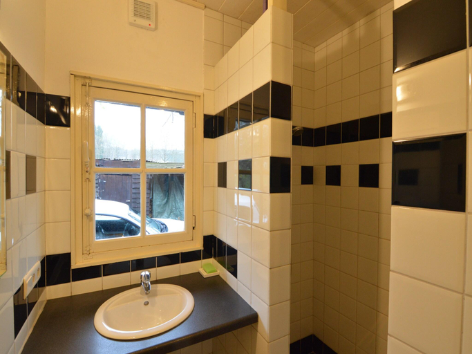 Bathroom 3, Large hunting lodge with enormous beautiful garden, Luxembourg