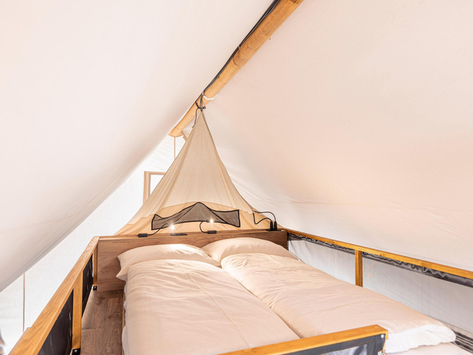 Bedroom 3, Nice safari tent with airco, Hermagor