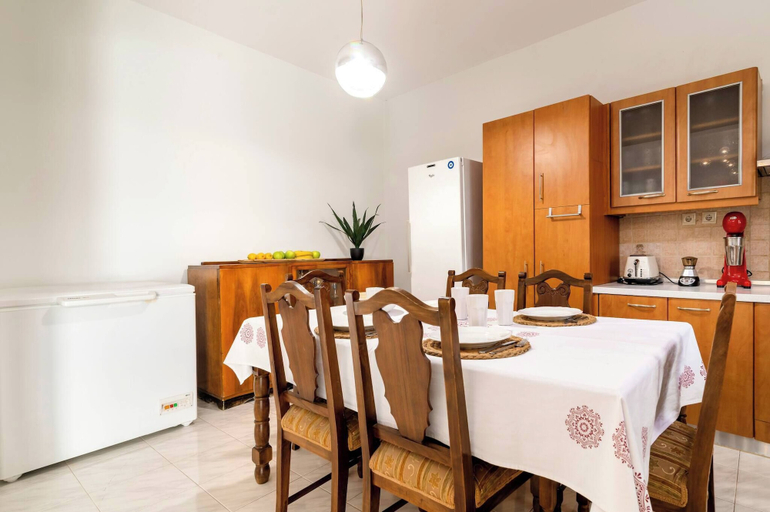 Dining room 2, Central House of Ialisos, South Aegean