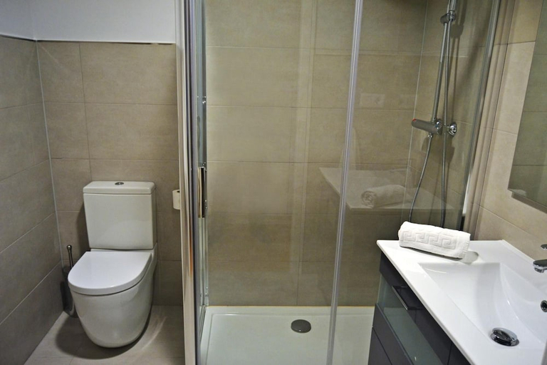 Bathroom 3, Valencia Centre Turia, Valencia