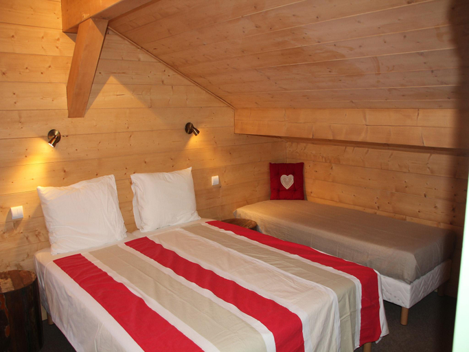 Bedroom 4, Chalet in Les Gets with Ski-InSki-Out Access, Haute-Savoie