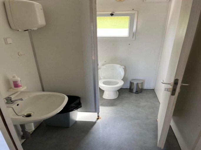 Bathroom 3, Family Tent Stay in Val de Wanne, Liège