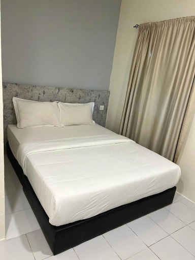 Bedroom 2, D'Lima Beach Inn, Langkawi