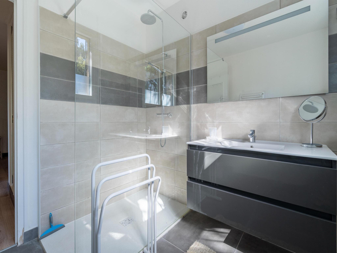 Bathroom 5, Lovely country house with private pool, Hérault