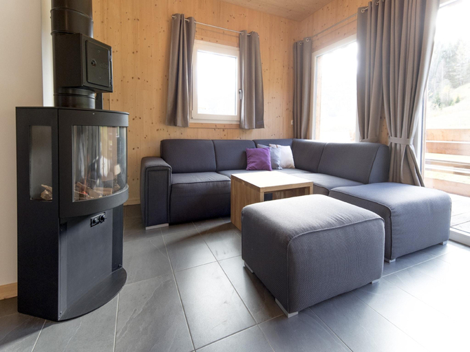 Bedroom 2, Inviting chalet with whirlpool, Murau