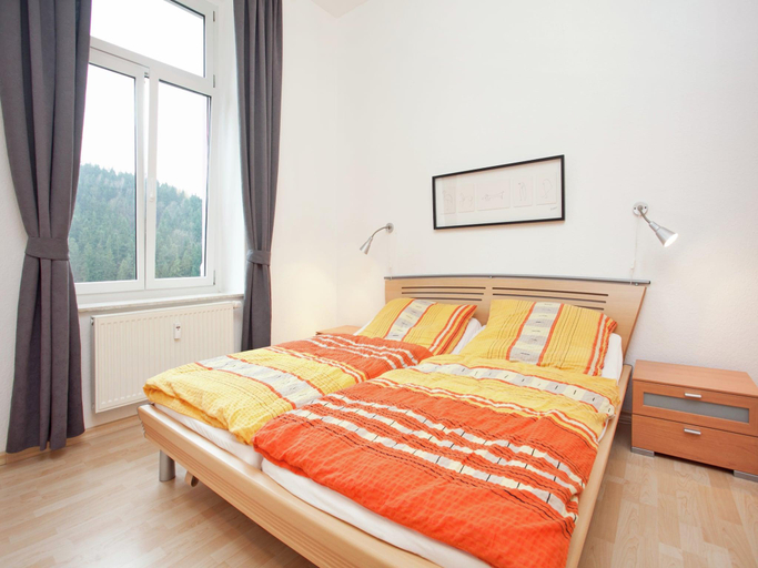 Bedroom 2, Elegant Villa in Borstendorf, Erzgebirgskreis