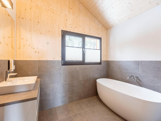 Bathroom 5, Welcoming chalet with sauna hot tub, Murau